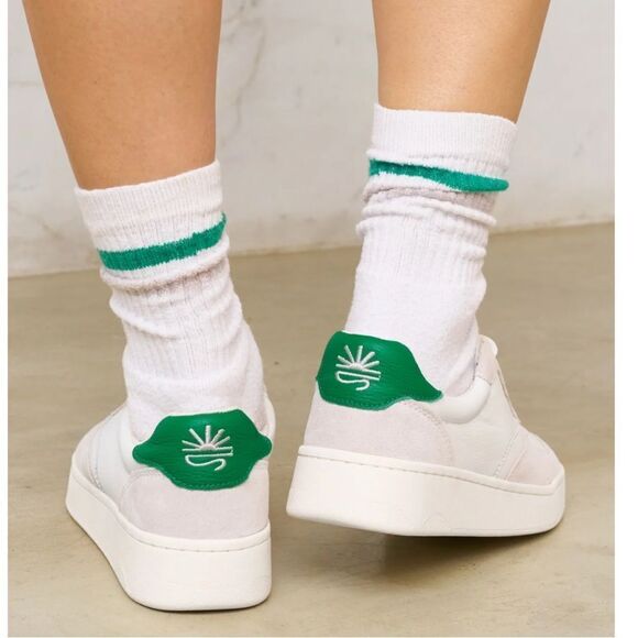 SALUDOS - The Roma in Kelly Green - Picture 2 of 8